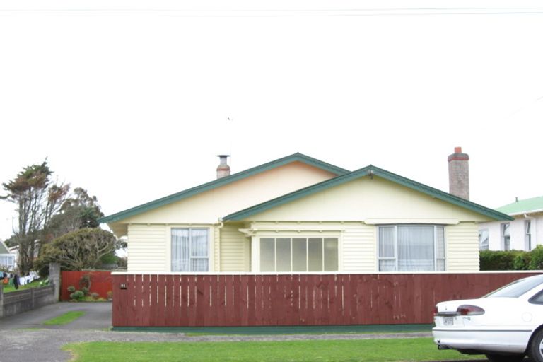 Photo of property in 21 Sackville Street, Fitzroy, New Plymouth, 4312