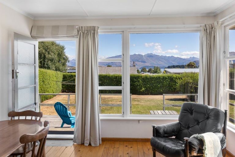 Photo of property in 135 Upton Street, Wanaka, 9305