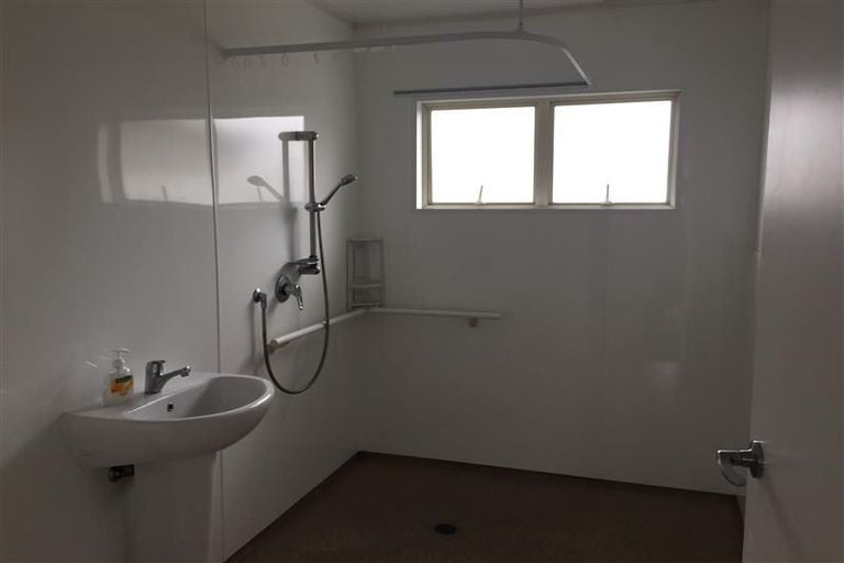 Photo of property in 1/48 Strid Road, Te Atatu South, Auckland, 0610