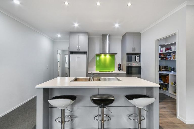 Photo of property in 98 Helenslee Road, Pokeno, 2472