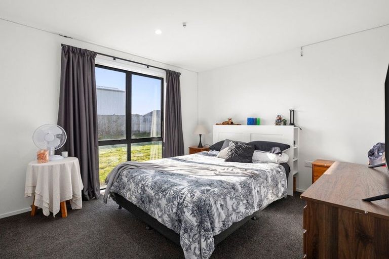 Photo of property in 5 Remutaka Lane, Carterton, 5713
