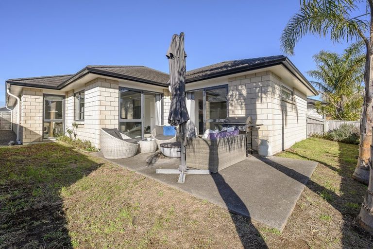 Photo of property in 7 Dunkeld Drive, Papamoa, 3118