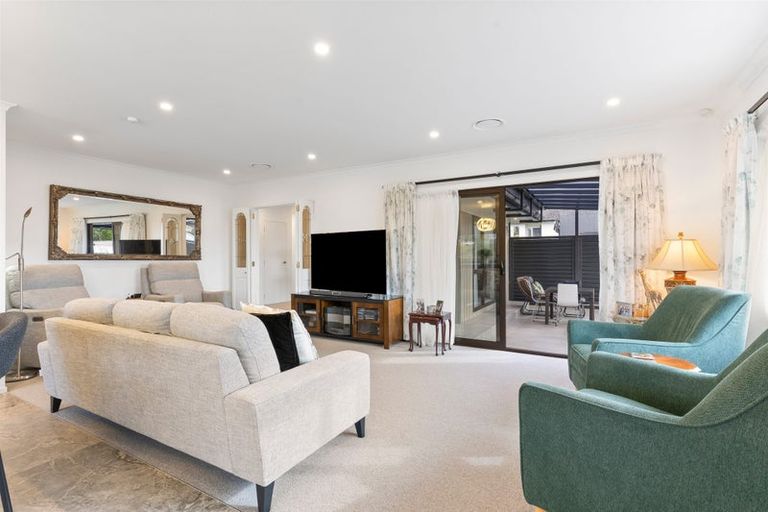Photo of property in 32 Amante Crescent, Mairangi Bay, Auckland, 0630