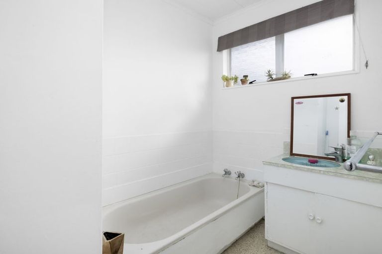 Photo of property in 6 Yates Street, Otaki Beach, Otaki, 5512