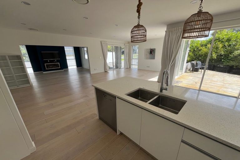 Photo of property in 12 Marae Road, Greenhithe, Auckland, 0632