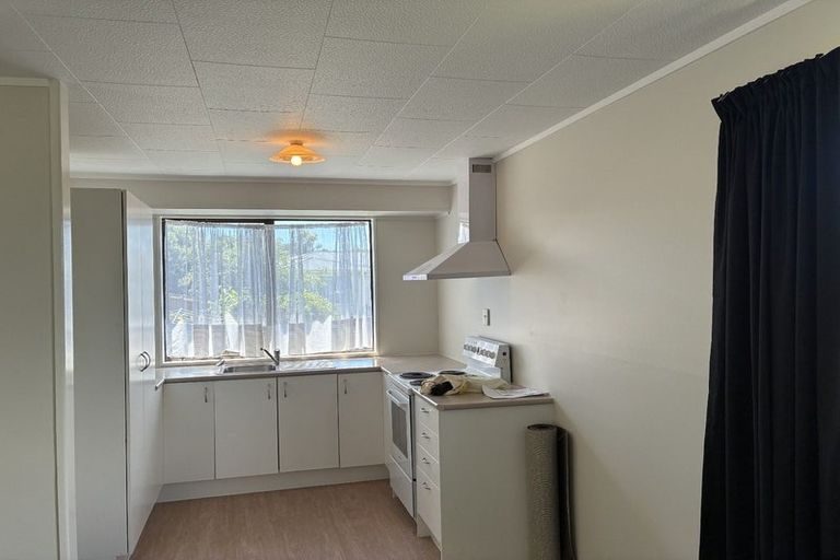 Photo of property in 84 Wharf Road, Te Atatu Peninsula, Auckland, 0610