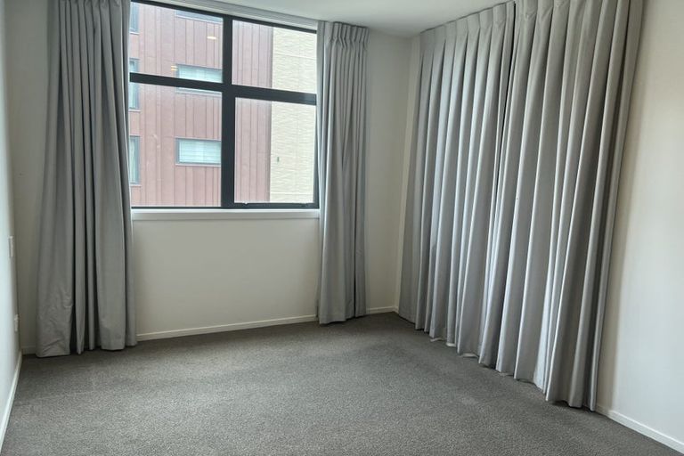 Photo of property in Wyndham Gardens Apartments, 110/30 Red Oaks Drive, Frankton, Queenstown, 9300