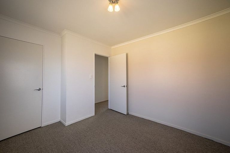 Photo of property in 1/253 Saint Aubyn Street, New Plymouth, 4310