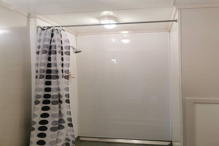 Photo of property in 22 Mulberry Street, Maungaraki, Lower Hutt, 5010