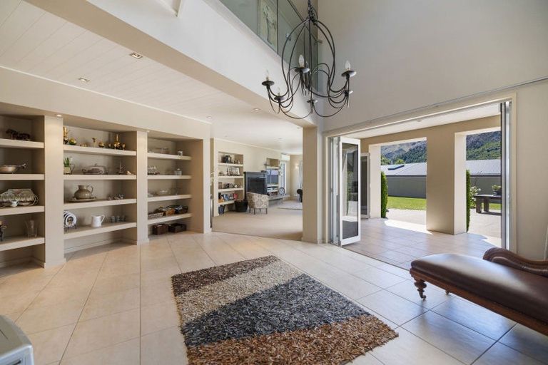 Photo of property in 17 Fox's Terrace, Arrowtown, 9302