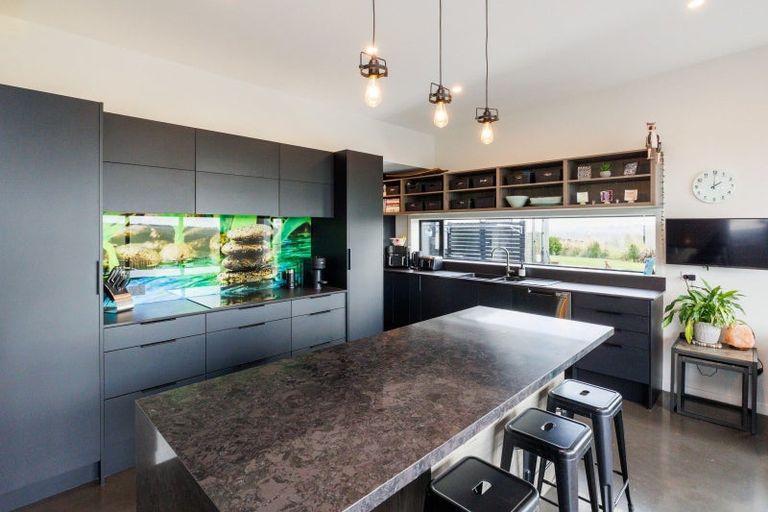 Photo of property in 57 Beechwood Road, Feilding, 4779