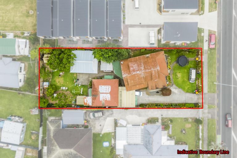 Photo of property in 114 Buckland Road, Mangere East, Auckland, 2024