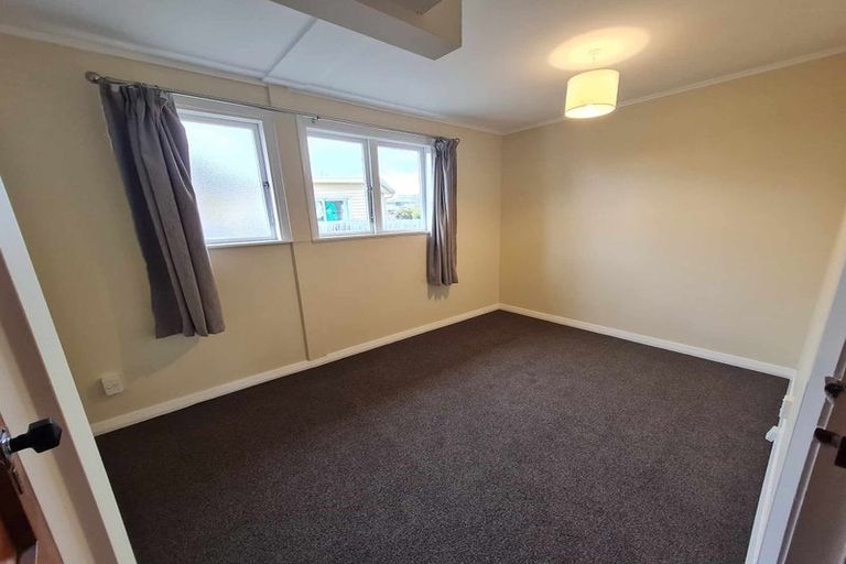 Photo of property in 28 Newnham Terrace, Upper Riccarton, Christchurch, 8041