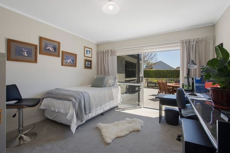 Photo of property in 56 Links View Drive, Omokoroa, 3114