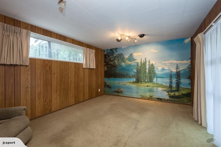 Photo of property in 7 Crosdale Place, Burnside, Christchurch, 8042