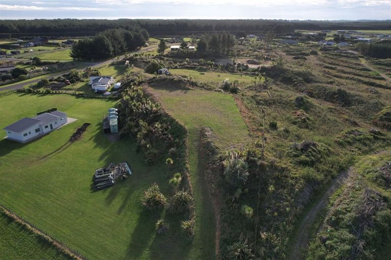 Photo of property in 14 Kanuka Drive, Waitarere, Levin, 5510