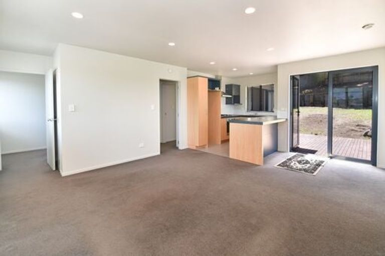 Photo of property in 16 Carento Way, Stanmore Bay, Whangaparaoa, 0932