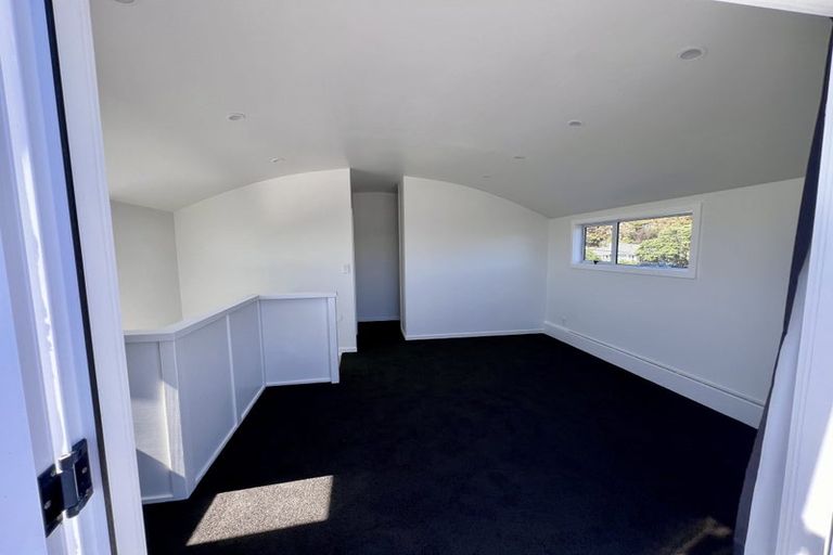 Photo of property in 6b Ahuriri Street, Strathmore Park, Wellington, 6022