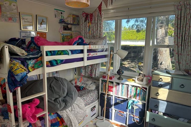 Photo of property in 82 Wharf Road, Te Atatu Peninsula, Auckland, 0610