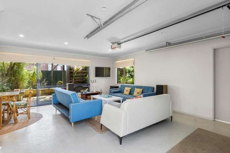 Photo of property in 292b Seaforth Road, Waihi Beach, 3611