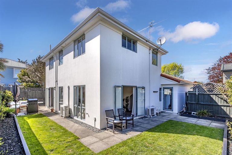 Photo of property in 19 Hendon Street, Edgeware, Christchurch, 8013
