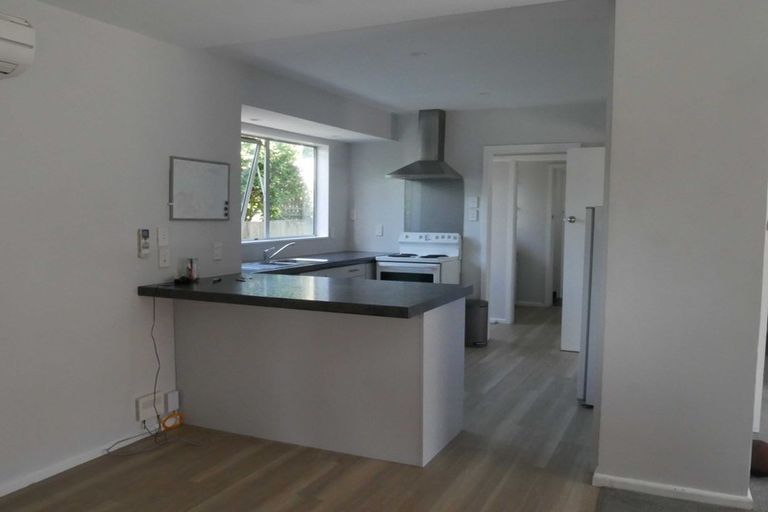 Photo of property in 14 Lochee Road, Upper Riccarton, Christchurch, 8041