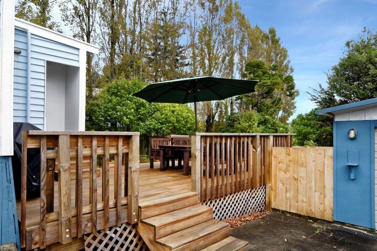 Photo of property in 179 Titirangi Road, New Lynn, Auckland, 0600