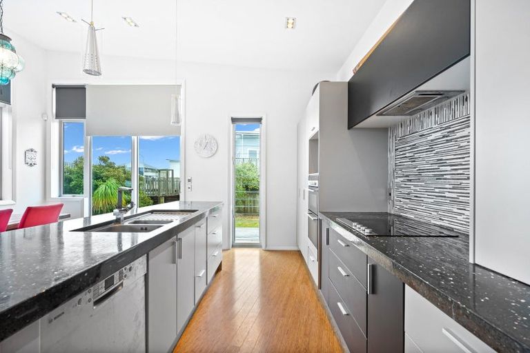 Photo of property in 26 Sunset Drive, Baylys Beach, Dargaville, 0377