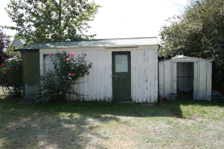 Photo of property in 19 Sutherland Road, Omarama, 9412
