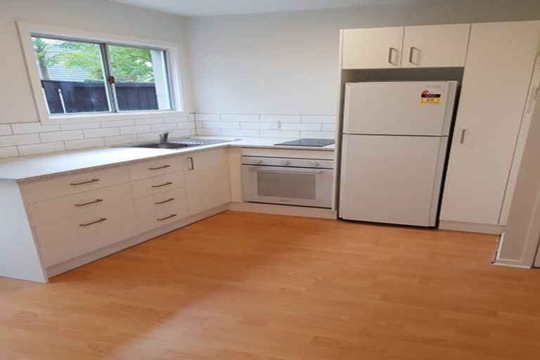 Photo of property in 1/72l Kitchener Road, Milford, Auckland, 0620