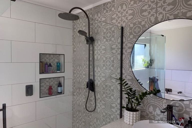 Photo of property in 42 Stirling Drive, Morrinsville, 3300