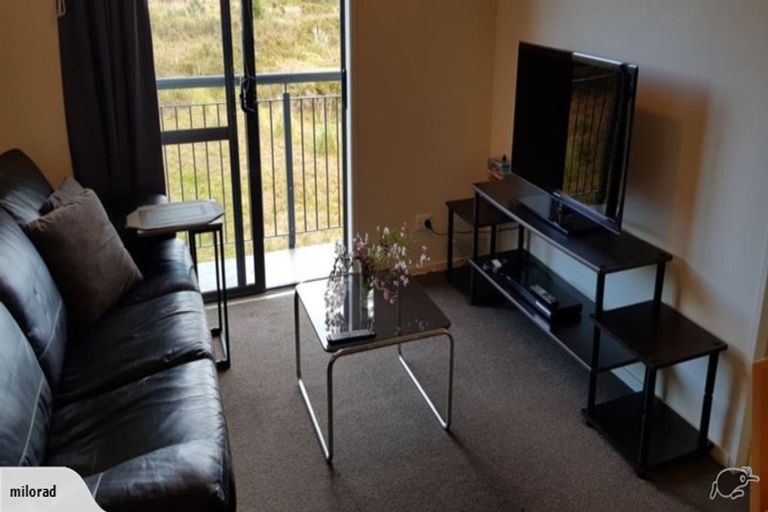 Photo of property in 3h/17 Crown Lynn Place, New Lynn, Auckland, 0600