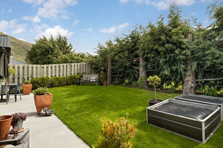 Photo of property in 15 Lauder Street, Lake Hayes, Queenstown, 9304