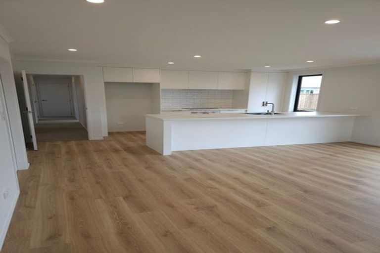 Photo of property in 10 Sunline Crescent, Paeroa, 3600