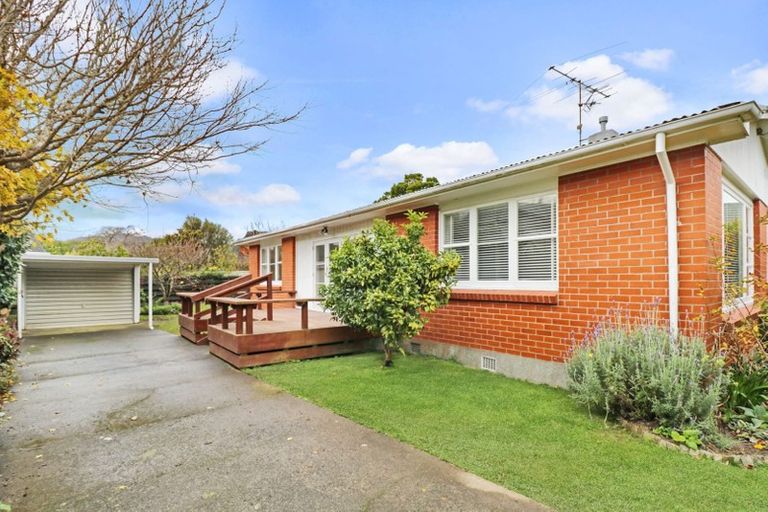 Photo of property in 10 Fry Street, Boulcott, Lower Hutt, 5010