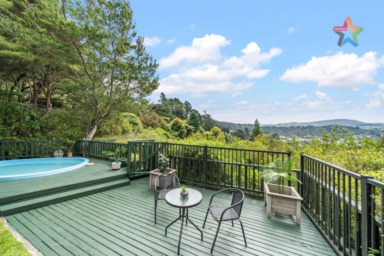 Photo of property in 128a Manuka Street, Stokes Valley, Lower Hutt, 5019