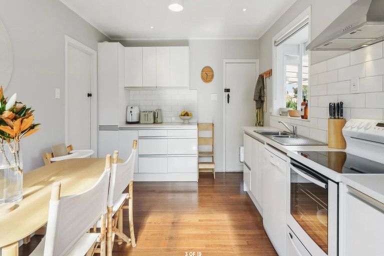 Photo of property in 9 Macville Road, Mount Maunganui, 3116