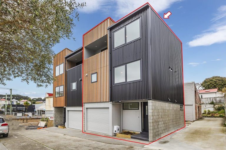 Photo of property in 9 Post Office Avenue, Berhampore, Wellington, 6023