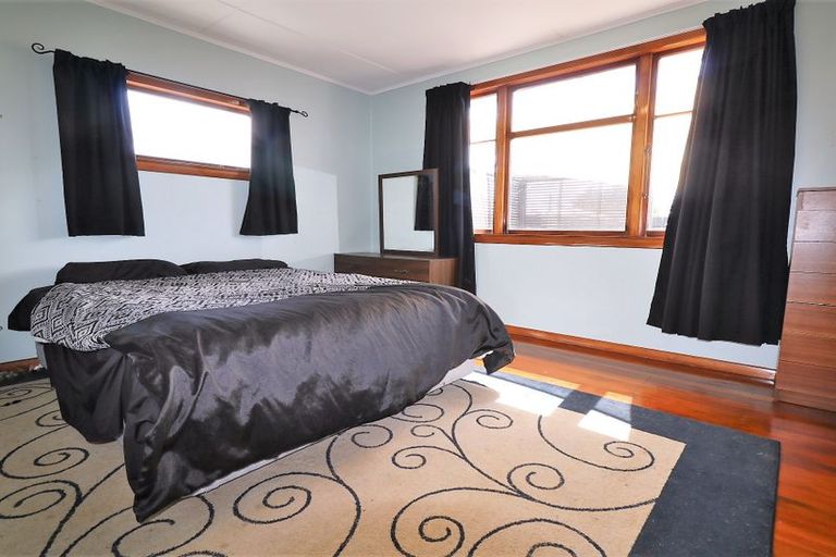 Photo of property in 21 Kent Street, Carterton, 5713