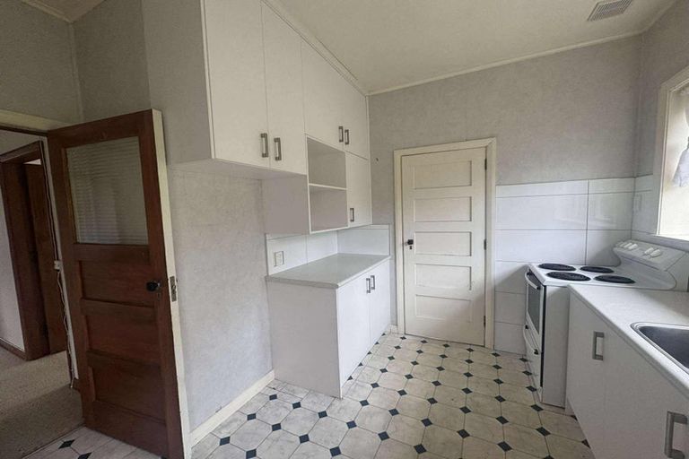 Photo of property in 84 Sunshine Avenue, Karori, Wellington, 6012