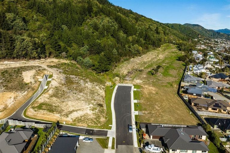 Photo of property in 4 Raukura Rise, Picton, 7220