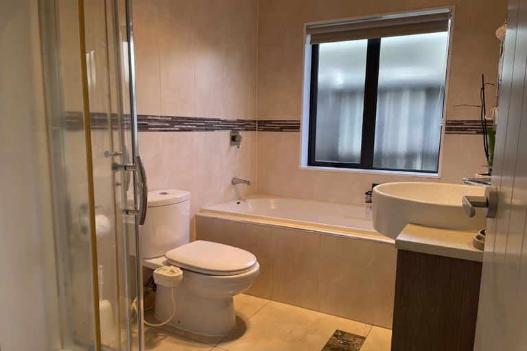Photo of property in 23 Arranmore Drive, Flat Bush, Auckland, 2019