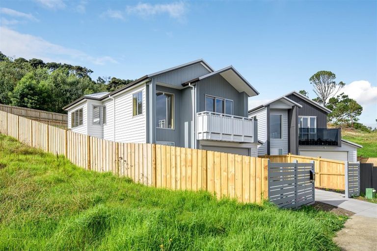 Photo of property in 42 Pukemarino Road, Waimauku, 0812