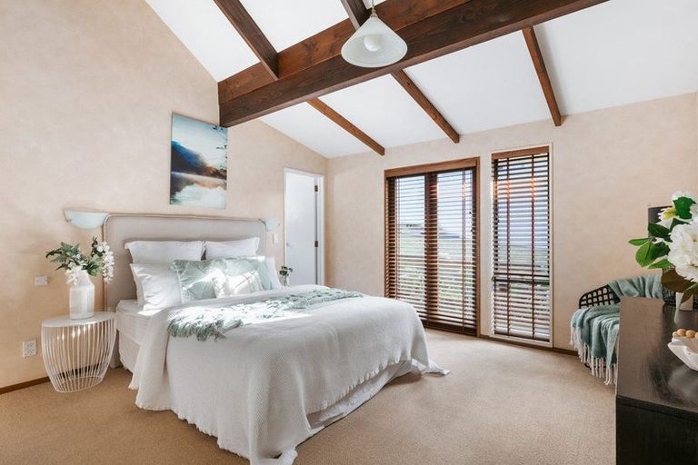 Photo of property in 7 Waikareao Way, Brookfield, Tauranga, 3110