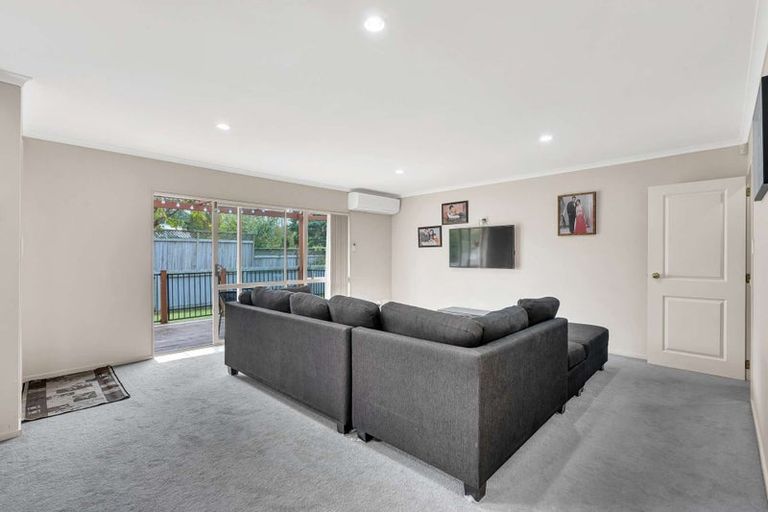 Photo of property in 63 Stratford Road, Manurewa, Auckland, 2105