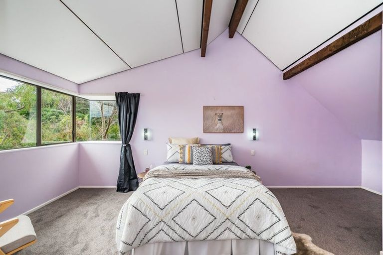 Photo of property in 1 Redwood Close, Paraparaumu, 5032