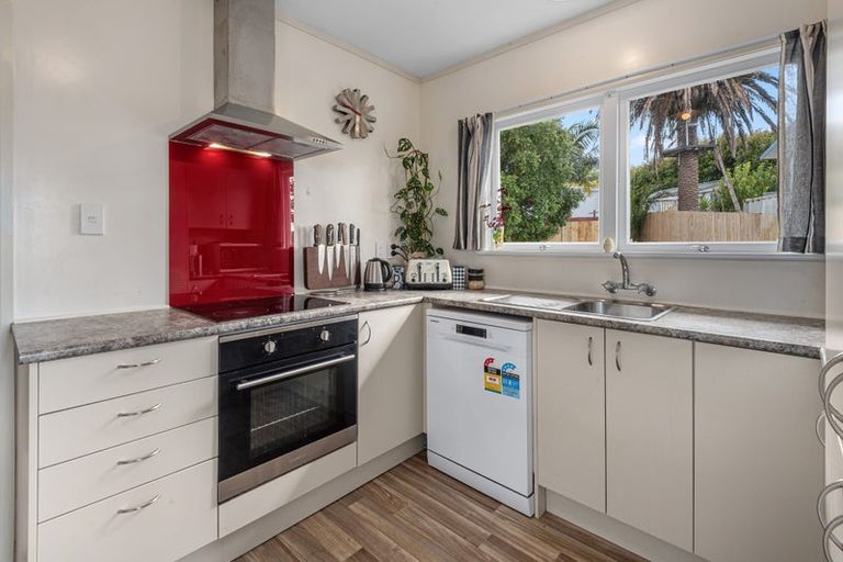 Photo of property in 7 Leonard Place, Onerahi, Whangarei, 0110