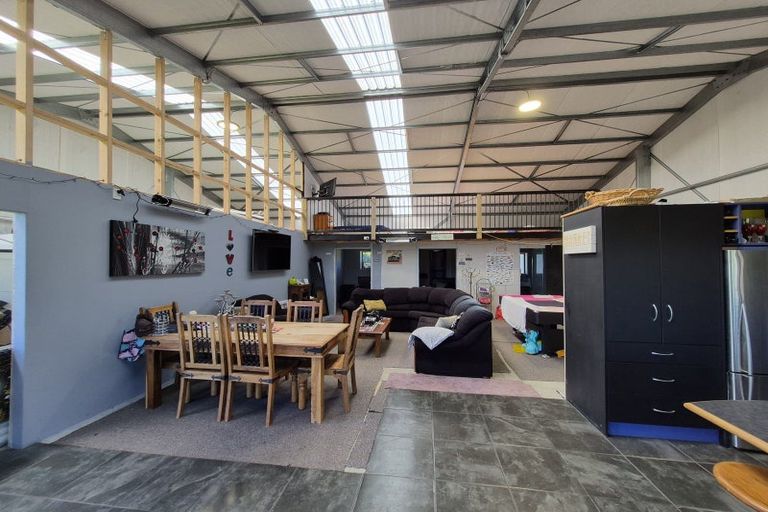 Photo of property in 11 Koromiko Drive, Coromandel, 3506