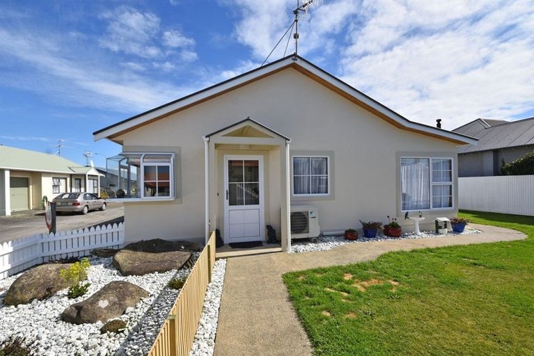 Photo of property in 2h Macmaster Street, Richmond, Invercargill, 9810