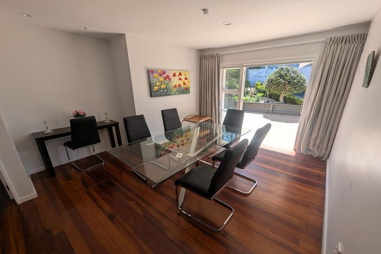 Photo of property in 18 Tizard Road, Birkenhead, Auckland, 0626